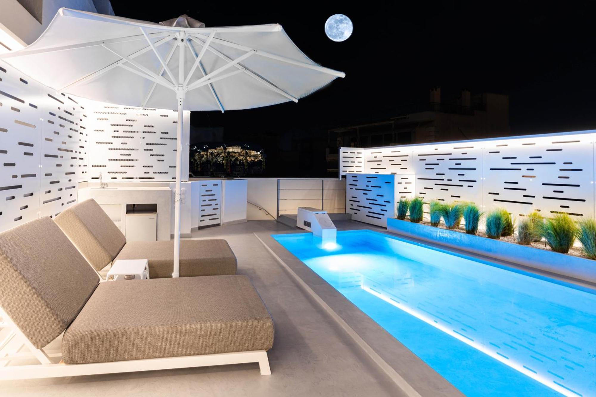 Ma Maison No5 Penthouse Loft, Private Heated Pool, Acropolis View, Ultra High Speed Internet 300 Mbps, Short Walk To Acropolis, Parking Upon Request, 1' From Metro أثينا المظهر الخارجي الصورة